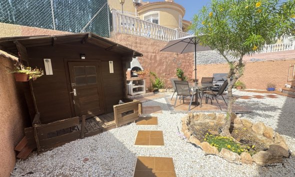 Resale - Villa - Orihuela Costa - Villamartin