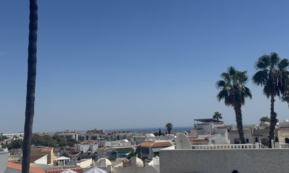 Resale - Villa - Orihuela Costa - Blue Lagoon