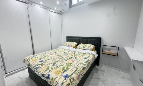 Resale - Villa - Orihuela Costa - Villamartin