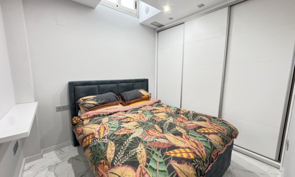 Resale - Villa - Orihuela Costa - Villamartin