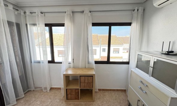 Reventa - Adosado - San Miguel de Salinas