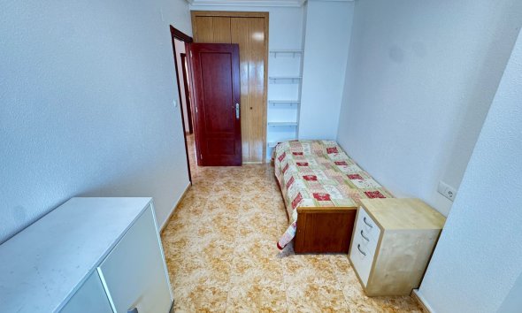 Reventa - Adosado - San Miguel de Salinas