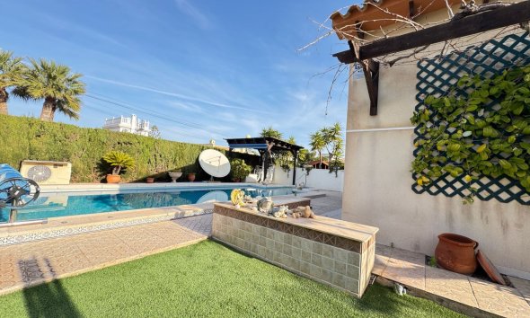 Resale - Villa - Orihuela Costa - Cabo Roig
