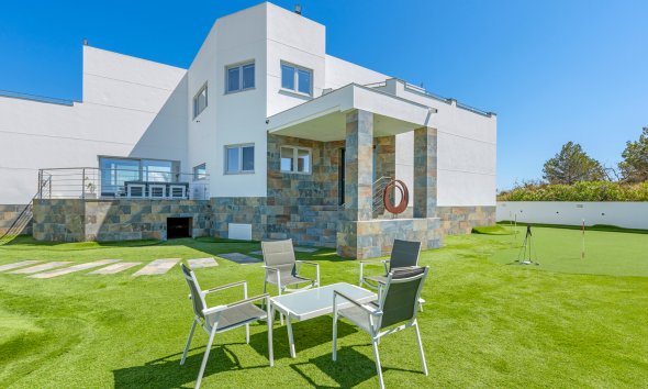 Resale - Villa - Torremendo