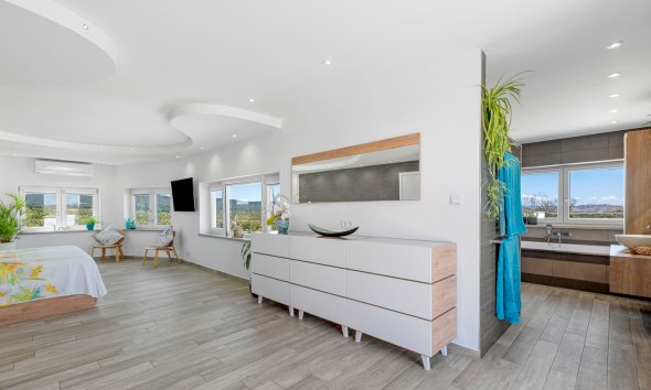 Resale - Villa - Torremendo