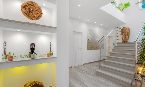 Resale - Villa - Torremendo