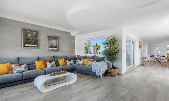 Resale - Villa - Torremendo