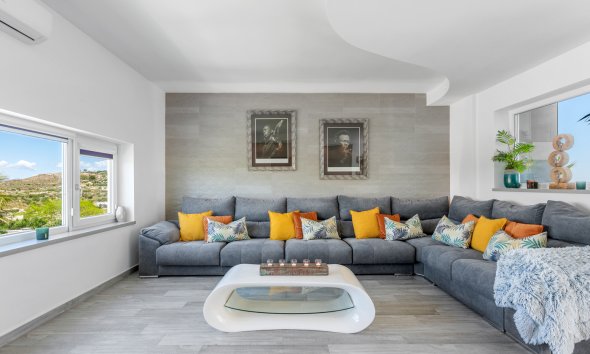 Resale - Villa - Torremendo