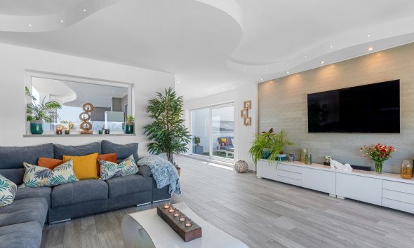 Resale - Villa - Torremendo