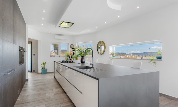 Resale - Villa - Torremendo