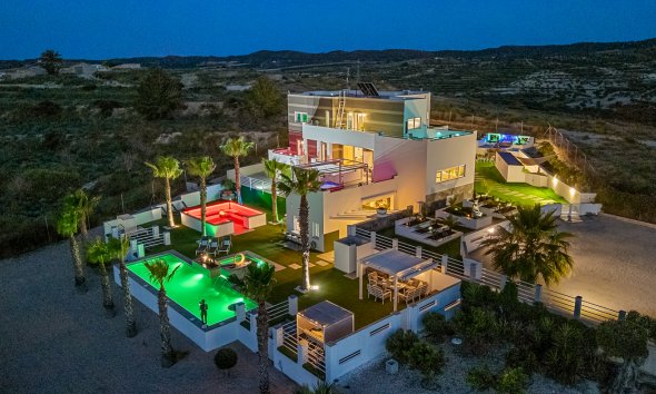 Resale - Villa - Torremendo