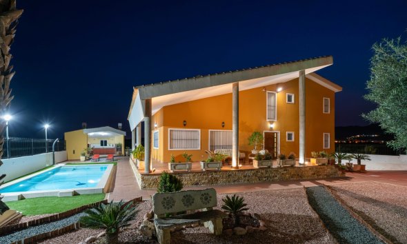 Rynek Wtórny - Dom na wsi - Orihuela