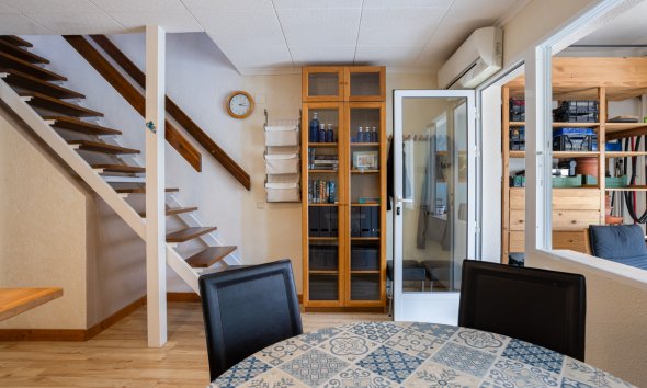 Resale - Terraced house / Townhouse - Torrevieja - La Siesta