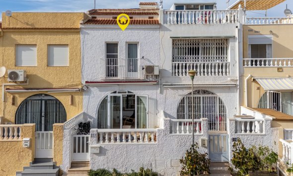 Resale - Terraced house / Townhouse - Torrevieja - La Siesta