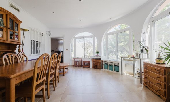 Rynek Wtórny - Willa - Torrevieja - La Siesta