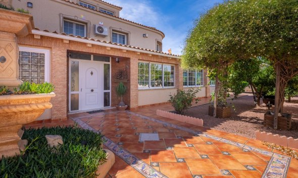 Resale - Villa - Torrevieja - El chaparral