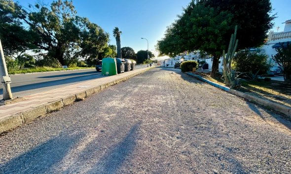 Resale - Terraced house / Townhouse - Torrevieja - Urbanización San Luis