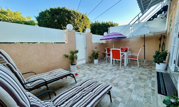 Resale - Terraced house / Townhouse - Torrevieja - Urbanización San Luis