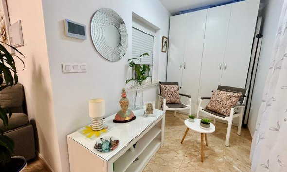 Resale - Terraced house / Townhouse - Torrevieja - Urbanización San Luis