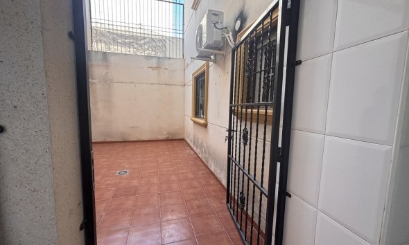 Resale - Apartment - Orihuela Costa - Cabo Roig