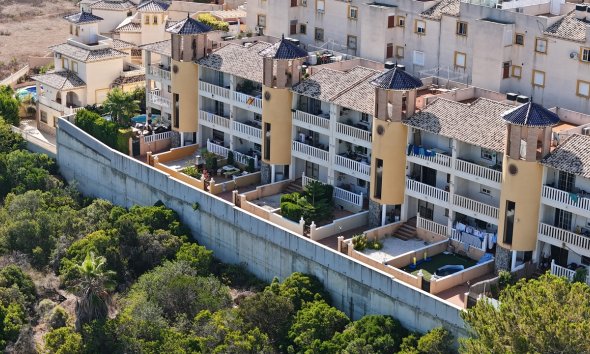 Resale - Apartment - Orihuela Costa - Cabo Roig