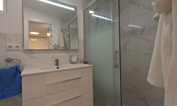 Resale - Terraced house / Townhouse - Torrevieja - El Acequión - Los Náufragos