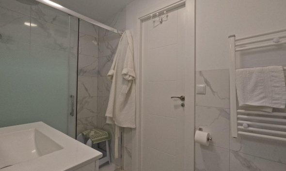 Resale - Terraced house / Townhouse - Torrevieja - El Acequión - Los Náufragos