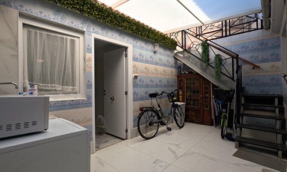 Resale - Terraced house / Townhouse - Torrevieja - El Acequión - Los Náufragos