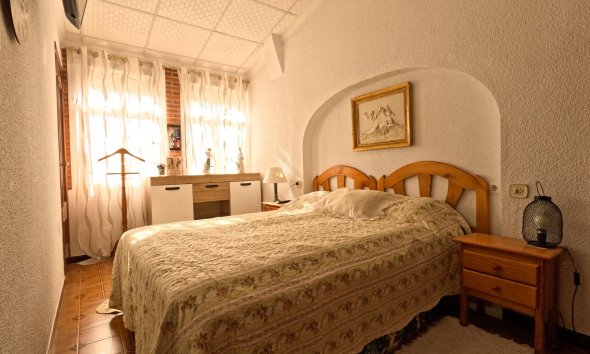 Resale - Terraced house / Townhouse - Torrevieja - El Acequión - Los Náufragos