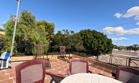 Resale - Terraced house / Townhouse - Torrevieja - El Acequión - Los Náufragos