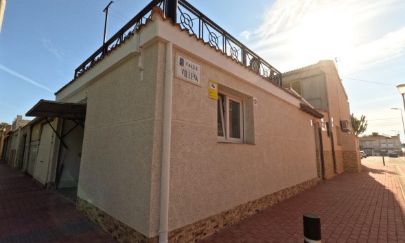 Resale - Terraced house / Townhouse - Torrevieja - El Acequión - Los Náufragos
