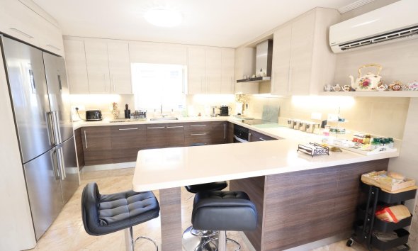 Resale - Villa - Torrevieja - Los Balcones - Los Altos del Edén