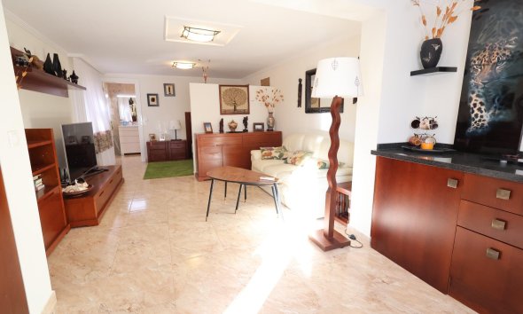 Resale - Villa - Torrevieja - Los Balcones - Los Altos del Edén