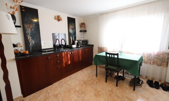 Resale - Villa - Torrevieja - Los Balcones - Los Altos del Edén