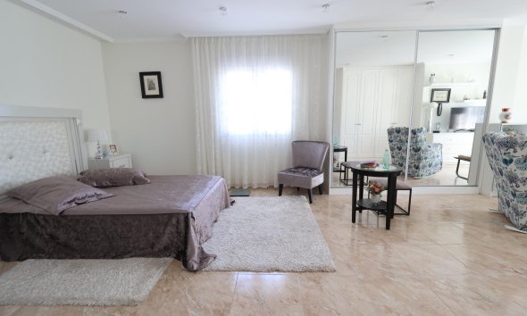Resale - Villa - Torrevieja - Los Balcones - Los Altos del Edén