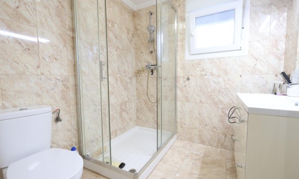 Resale - Villa - Torrevieja - Los Balcones - Los Altos del Edén