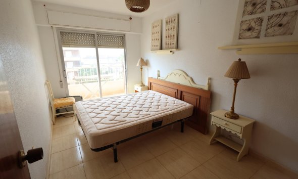 Resale - Apartment - Torrevieja - Punta Prima