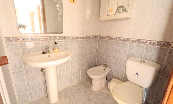 Resale - Apartment - Torrevieja - Punta Prima