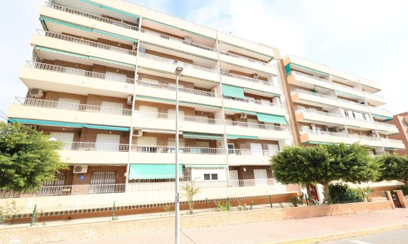 Resale - Apartment - Torrevieja - Punta Prima