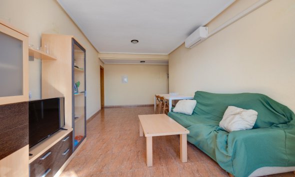 Resale - Apartment - Torrevieja - Parque de Las Naciones