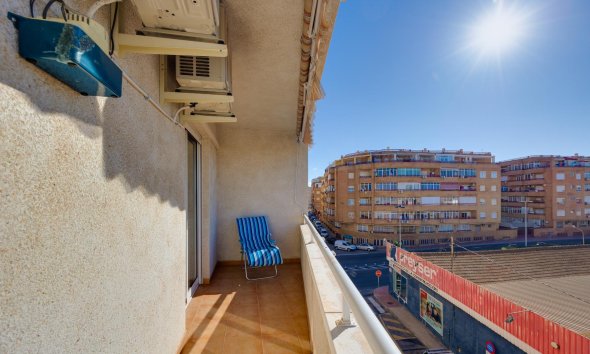 Resale - Apartment - Torrevieja - Parque de Las Naciones