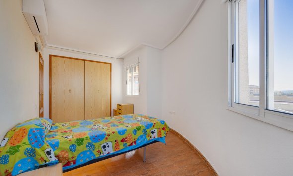 Resale - Apartment - Torrevieja - Parque de Las Naciones