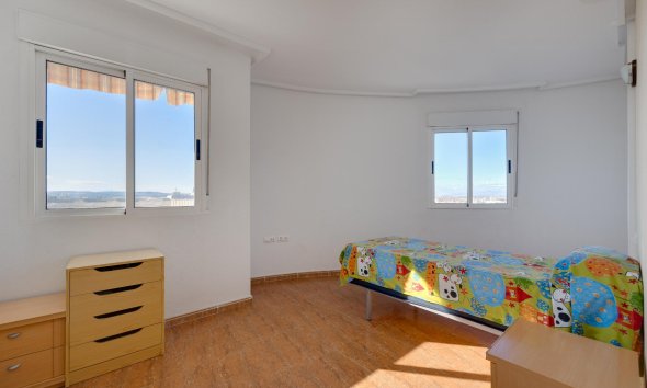 Resale - Apartment - Torrevieja - Parque de Las Naciones