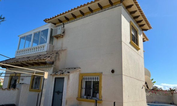 Resale - Villa - Orihuela Costa - Playa Flamenca