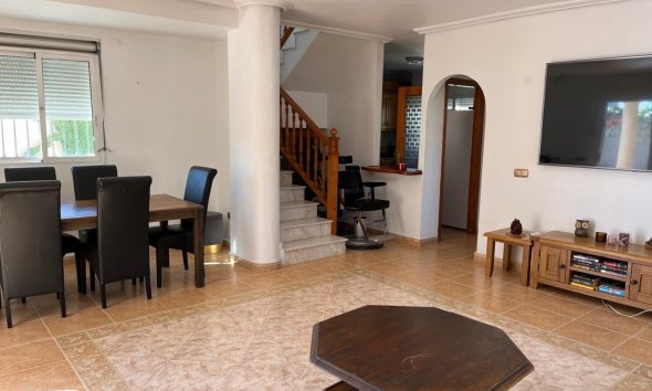 Resale - Villa - Orihuela Costa - Playa Flamenca