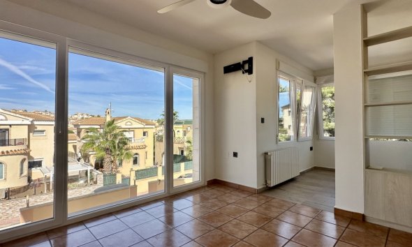 Resale - Villa - Orihuela Costa - Villamartín