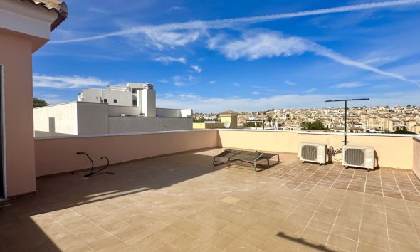 Resale - Villa - Orihuela Costa - Villamartín
