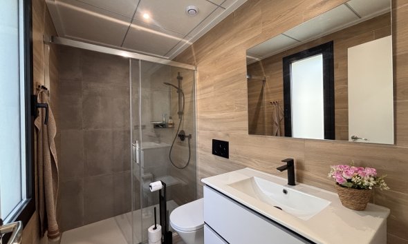 Resale - Villa - Orihuela Costa - Villamartin