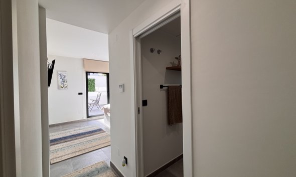 Resale - Villa - Orihuela Costa - Villamartin