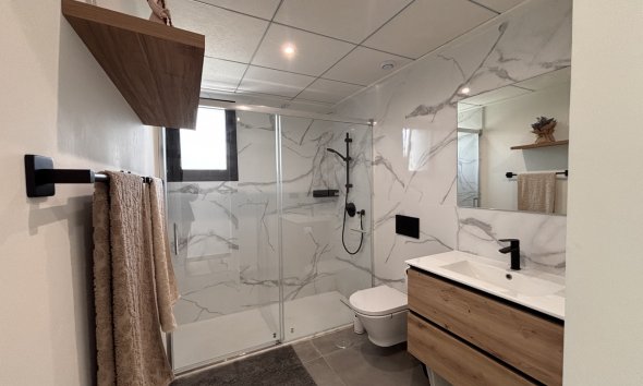 Resale - Villa - Orihuela Costa - Villamartin